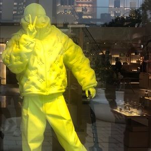 Meet your Posher, Llibrand